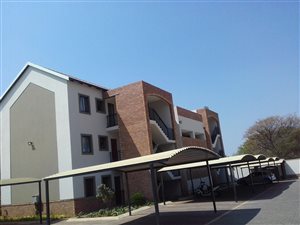 2 Bedroom Apartment in Montana Park