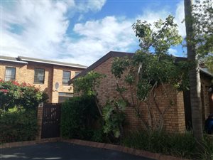 3 Bed Duplex in Claremont