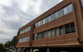 252 m² Commercial space in Lynnwood