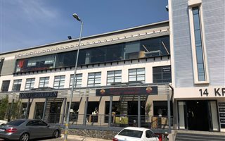 145 m² Commercial space in Kramerville