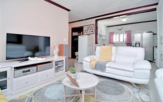2 Bedroom Apartment in Summerset