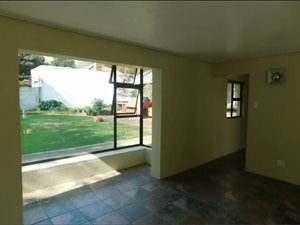 1 Bed Garden Cottage in Bramley