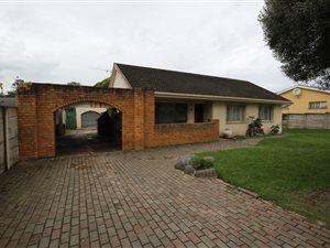 3 Bed House in Amalinda