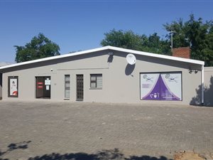 71 m² Retail Space in Brandwag