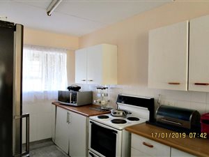 2 Bedroom Apartment in Monument