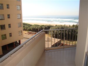 2 Bed Apartment in Amanzimtoti
