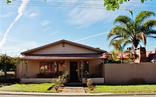 3 Bedroom House in Ladismith