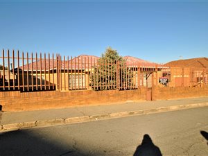 4 Bed House in Towerby