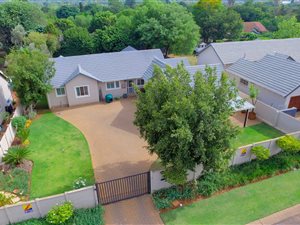 970 m² Land available in Doringkloof