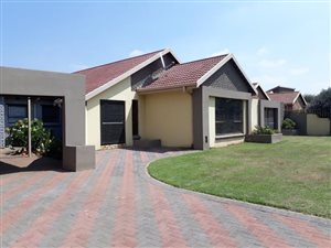 3 Bed House in Vanderbijlpark SE3