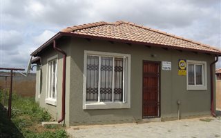 2 Bedroom House in Nellmapius