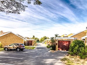 2 Bed Townhouse in Hoheizen