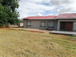 Farm in Roodepan
