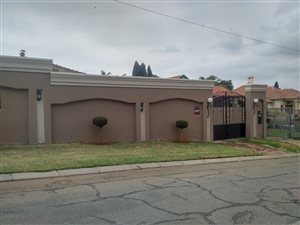 3 Bed House in Cyrildene