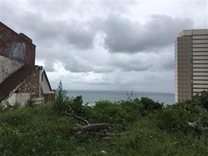 9433 m² Land available in Amanzimtoti