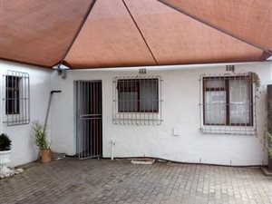 2 Bedroom Townhouse in Velddrif
