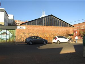 350 m² Commercial space in Maboneng