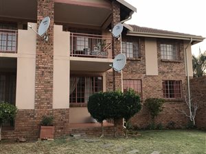 3 Bed Townhouse in Magalieskruin