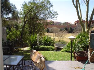 3 Bed Townhouse in Waterkloof Ridge