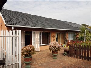 3 Bed House in Albemarle