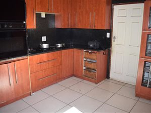 4 Bed House in Wespark