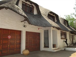 3 Bed House in Douglasdale