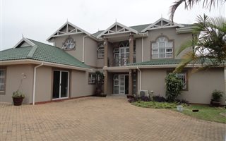5 Bedroom House in Somerset Park