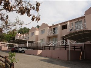 2 Bed Apartment in Lynnwood Manor