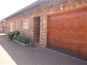 2 Bed Apartment in Trichardt