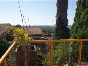 2 Bed Townhouse in Moreleta Park