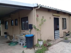 2 Bed House in Trenance Park