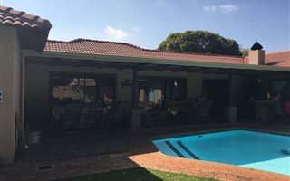 4 Bedroom House in Clubview