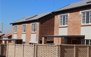 3 Bedroom Townhouse in Raslouw