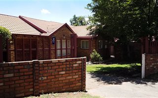 3 Bedroom House in Dalpark