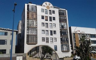 3 Bedroom Apartment in Humewood