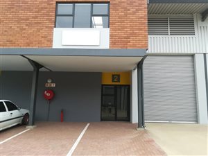 180 m² Commercial space in Cornubia