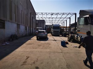 970 m² Commercial space in Rossburgh