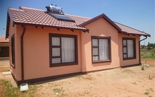 3 Bedroom House in Daveyton