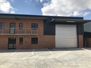 2048 m² Industrial space in Faerie Glen