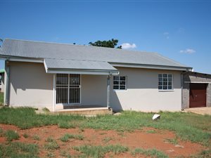 2 Bed Apartment in Kuruman