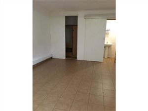 1 Bed Garden Cottage in Bramley