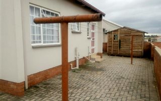 2 Bedroom House in Duvha Park