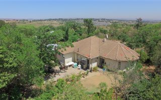 4 m² Farm in Roodepoort Central