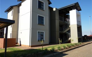 2 Bedroom Apartment in Louwlardia