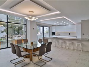 4 Bed Penthouse in Edenburg