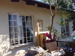 1 Bedroom Apartment in Knopjeslaagte