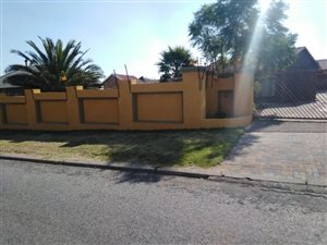 3 Bed House in Kempton Park Central