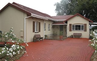 3 Bedroom House in Henley on Klip