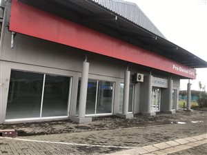 1700 m² Industrial space in George Central