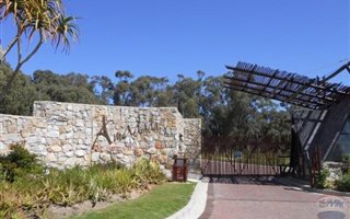 581 m² Land available in Summerstrand